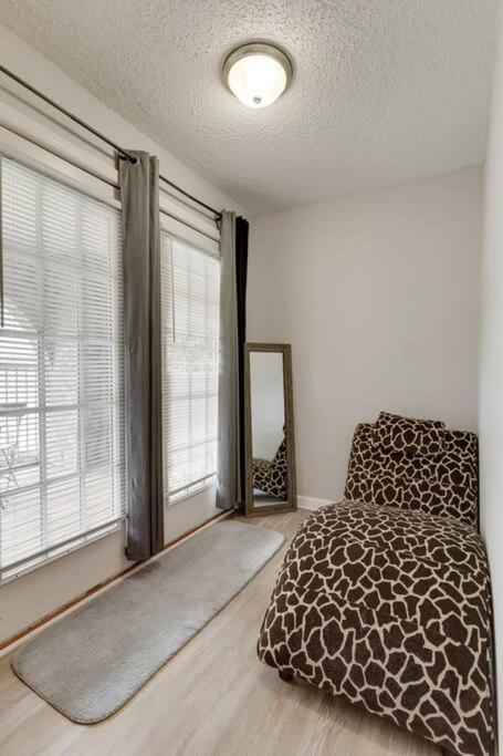 Lovely 2 Bdr Condo With Balcony 2M To Broadway NashvilleNashville  Kültér fotó
